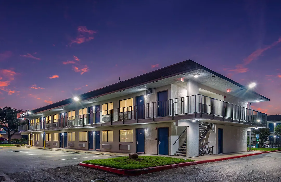 Motel 6-College Station, Tx - Bryan-1