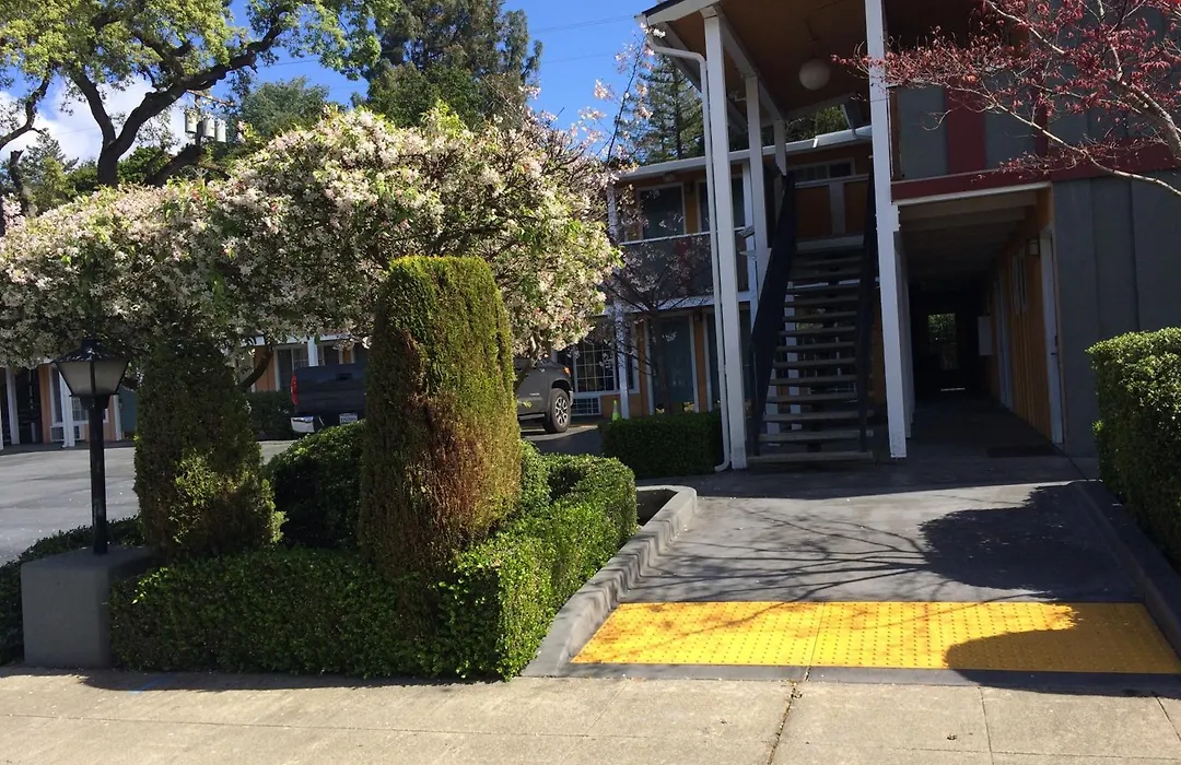 Oak Motel-1