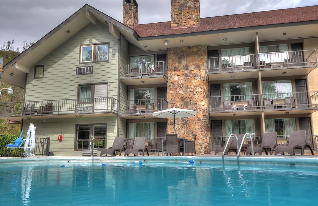 River Edge Inn-1