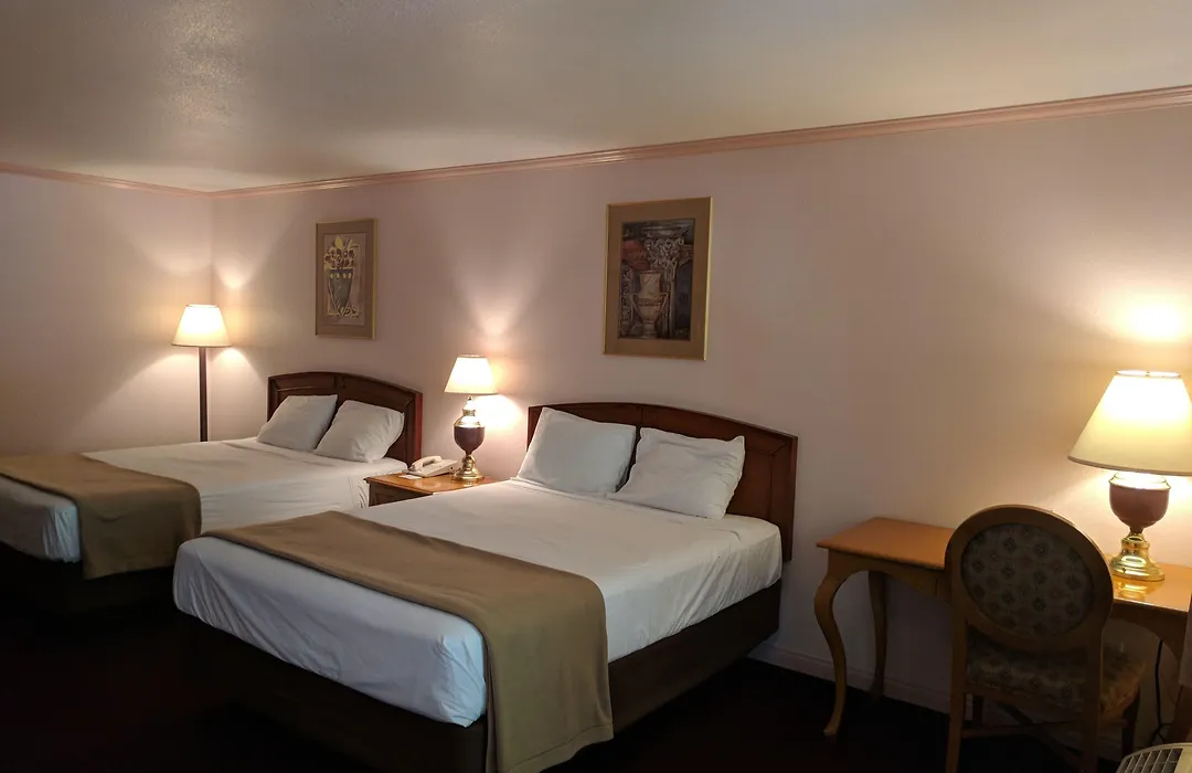 Saddle West Casino Hotel-1