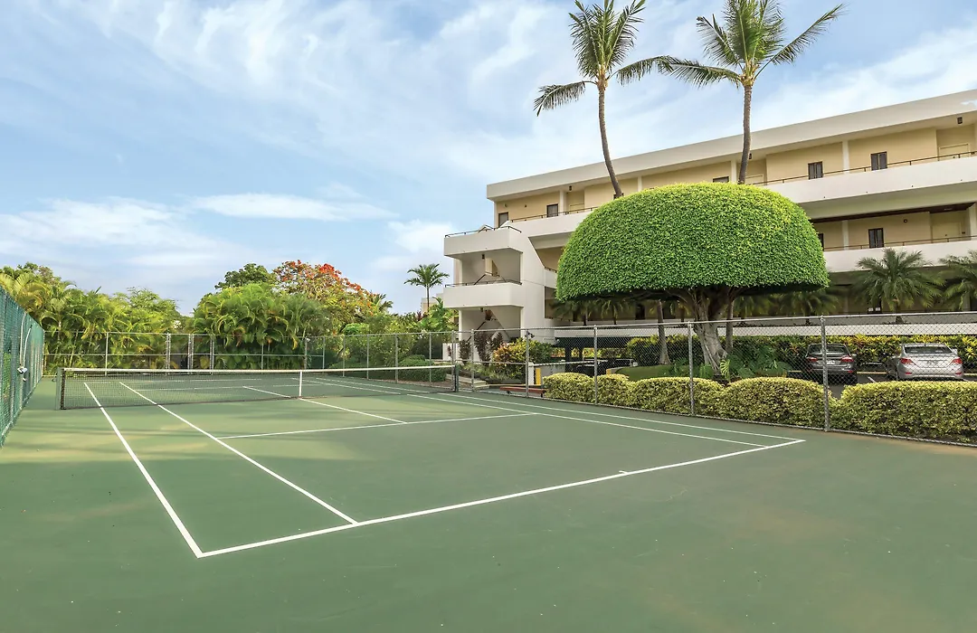 Wyndham Royal Sea Cliff Resort-1