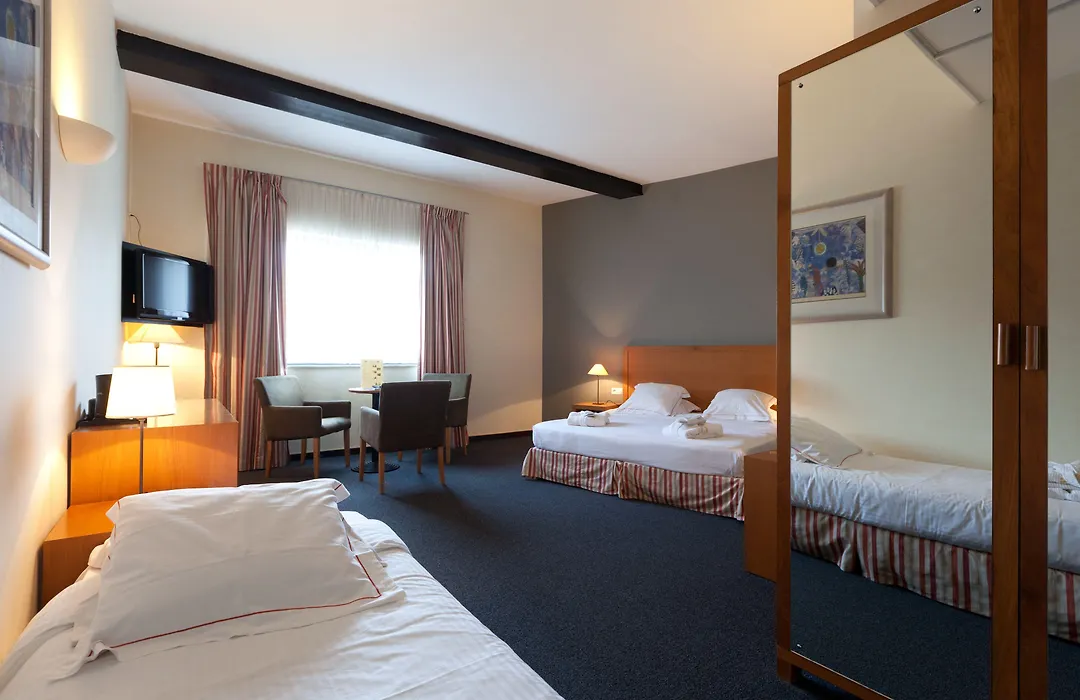 Ghent River Hotel-1