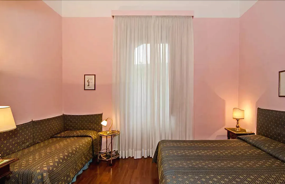 Hotel Rex-1