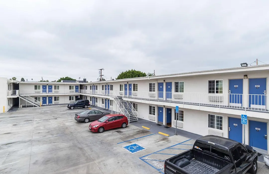 Motel 6-Long Beach, Ca - International City-1