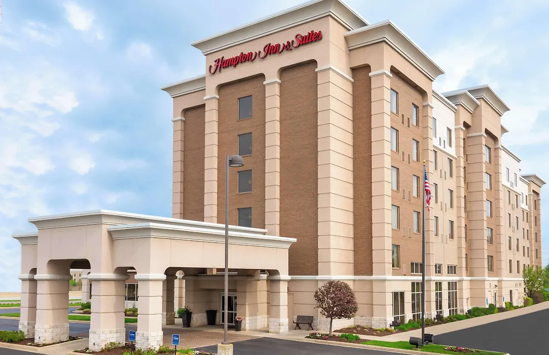 Hampton Inn & Suites Cleveland-Beachwood-1