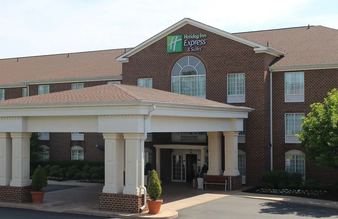 Holiday Inn Express Hotel & Suites Warrenton By Ihg-1