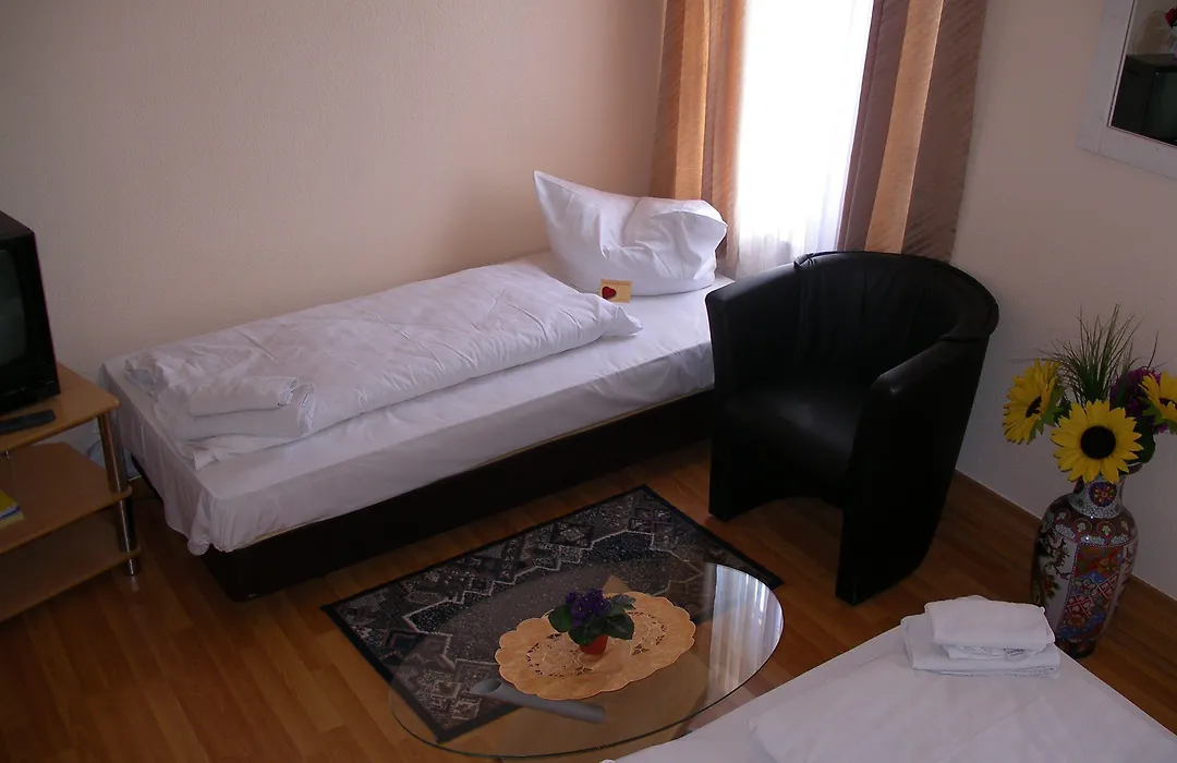 Hotel Garni Djaran-1