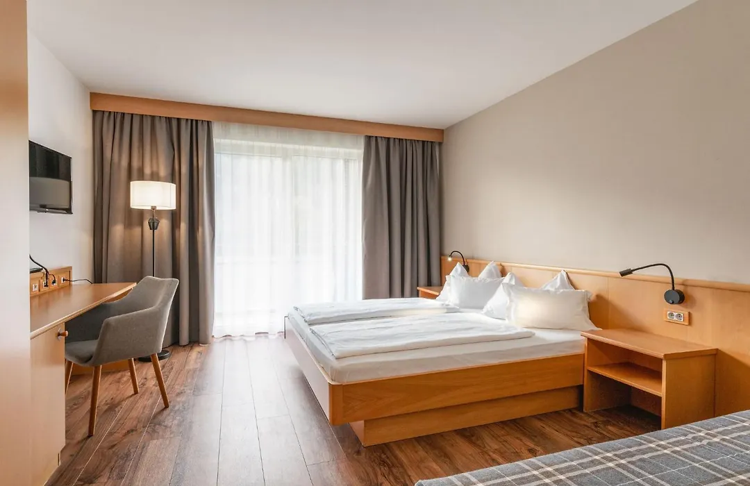 Hotel Brenner - Stop & Go-1