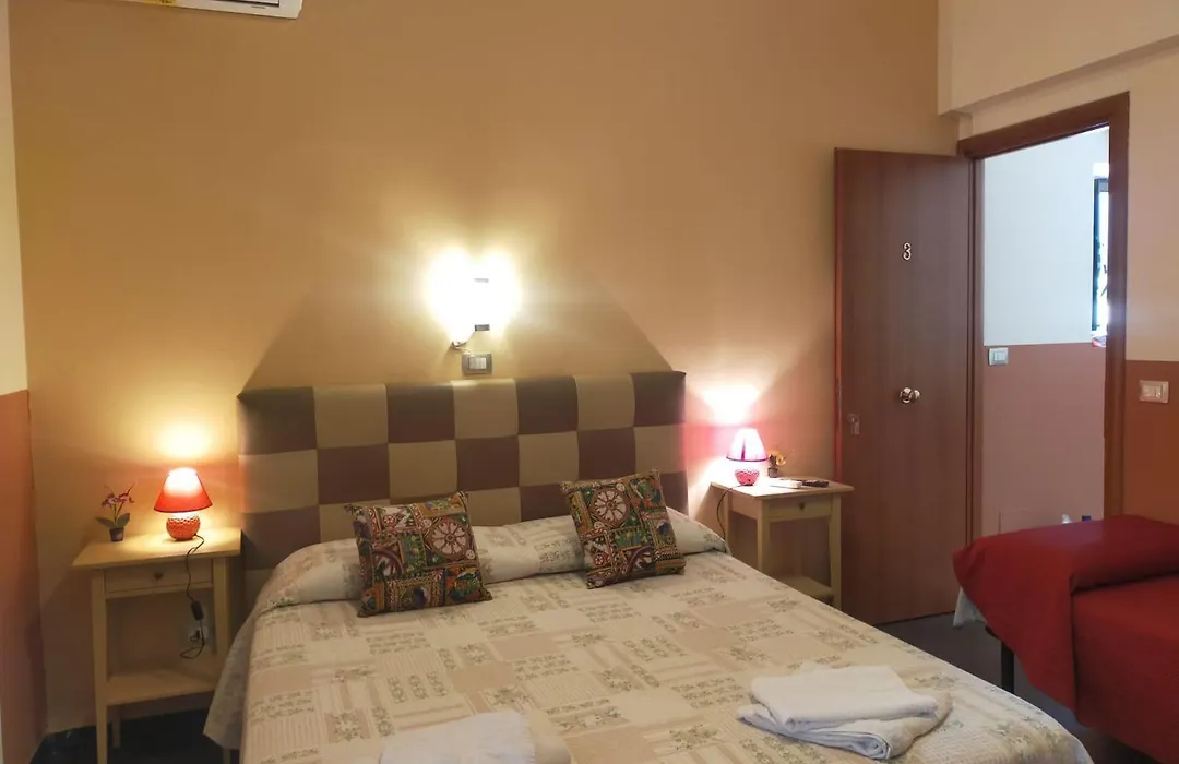 Bed & Breakfast Hostel H24-1