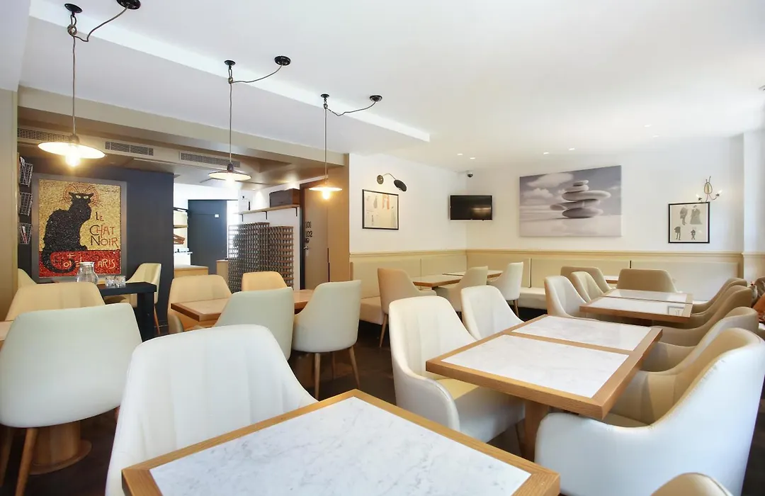 Hotel Le Chat Noir-1
