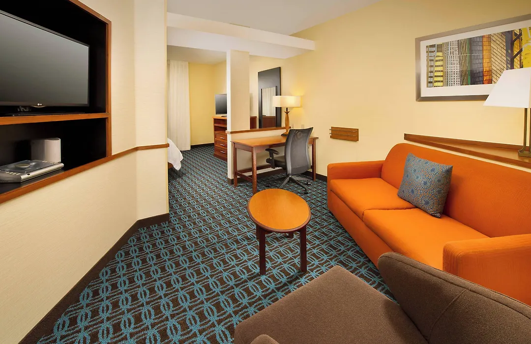 Fairfield Inn & Suites By Marriott Marshall-1
