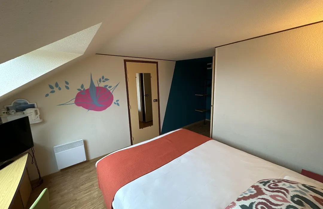Hôtel Campanile Cherbourg - La Glacerie-1