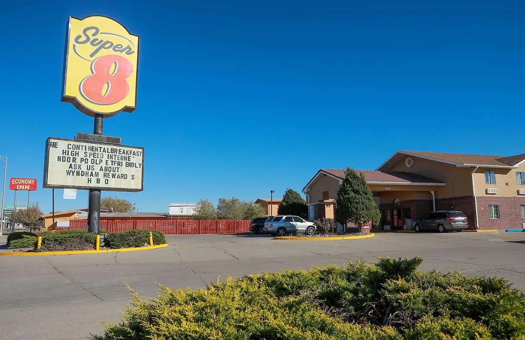 Super 8 By Wyndham Gallup-1