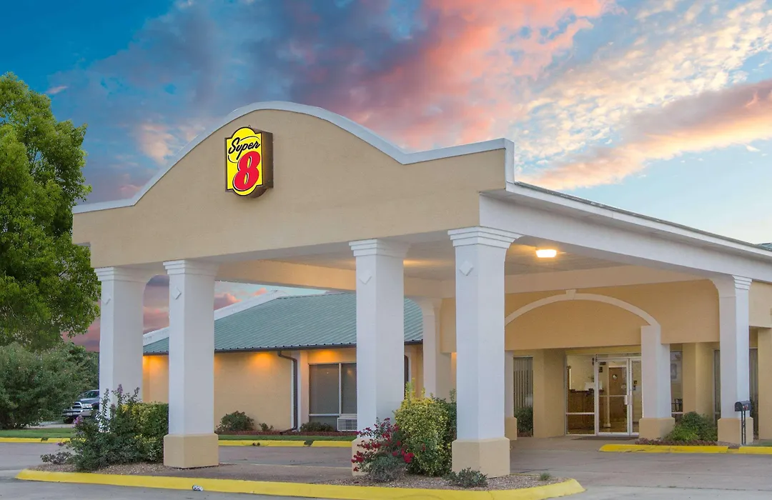 Super 8 By Wyndham Brinkley-1