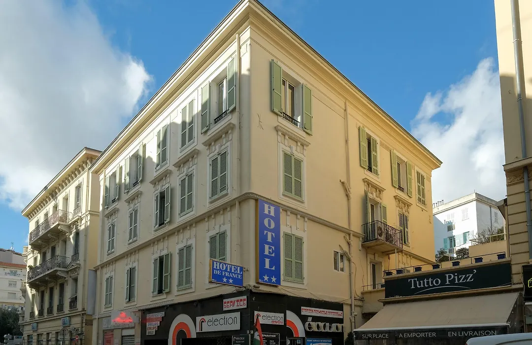 Hotel De France, Un Hotel Ammi-1