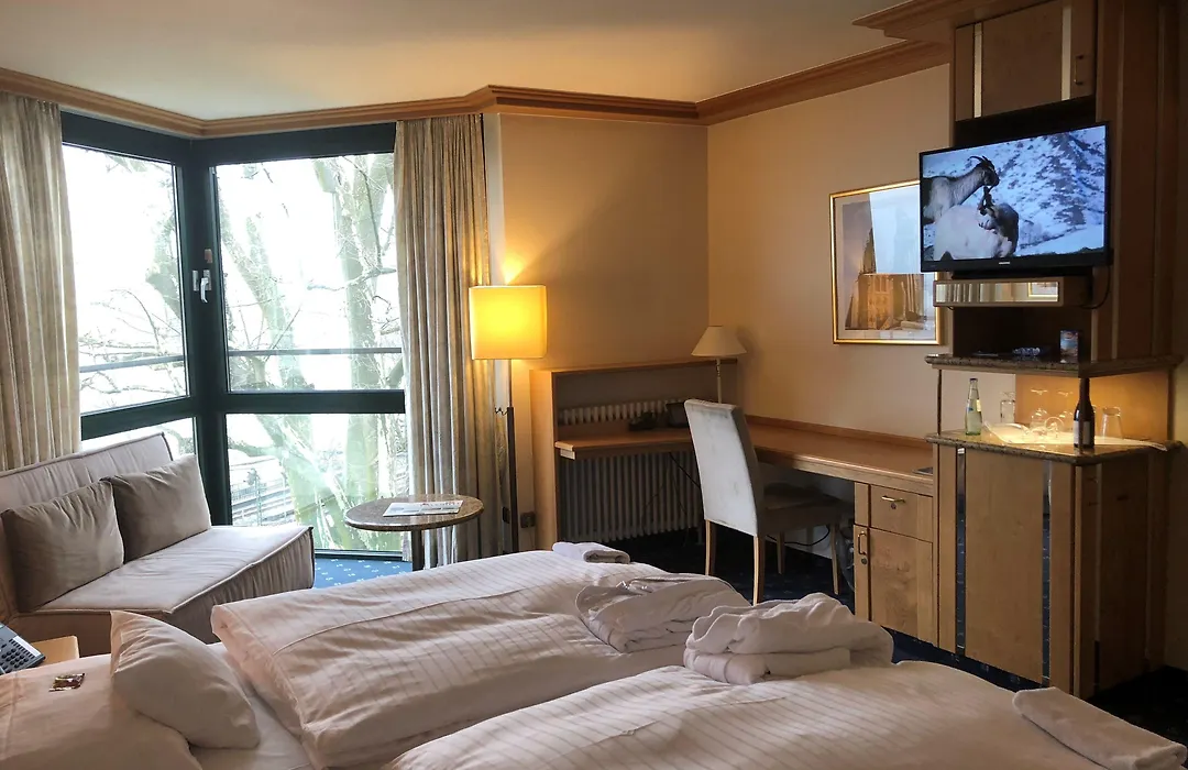 FAVORITE Parkhotel I Spa - Business - Fine Dining-1
