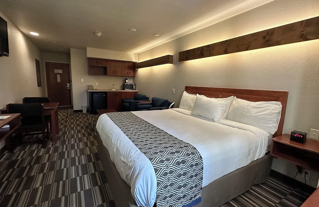 Microtel Inn And Suites By Wyndham Miami Ok-1