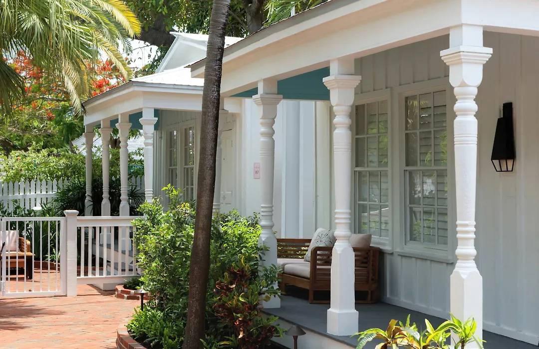 Lighthouse Hotel - Key West Historic Inns-1