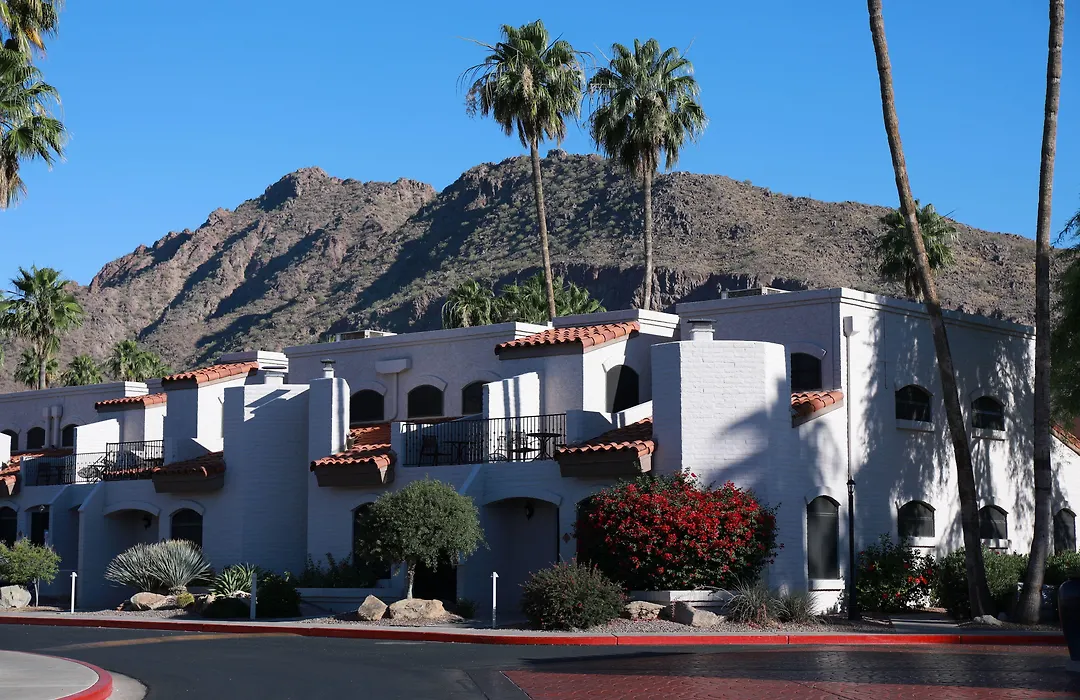 Scottsdale Camelback Resort-1