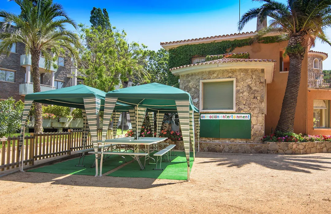 Aparthotel Ciutat De Palol-1