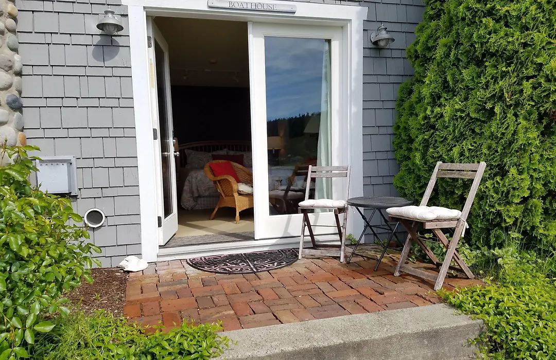 Waterfront Inn-1