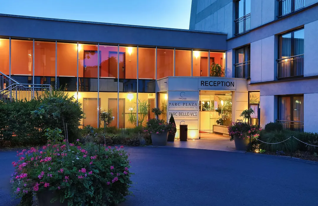 Hotel Parc Plaza-1