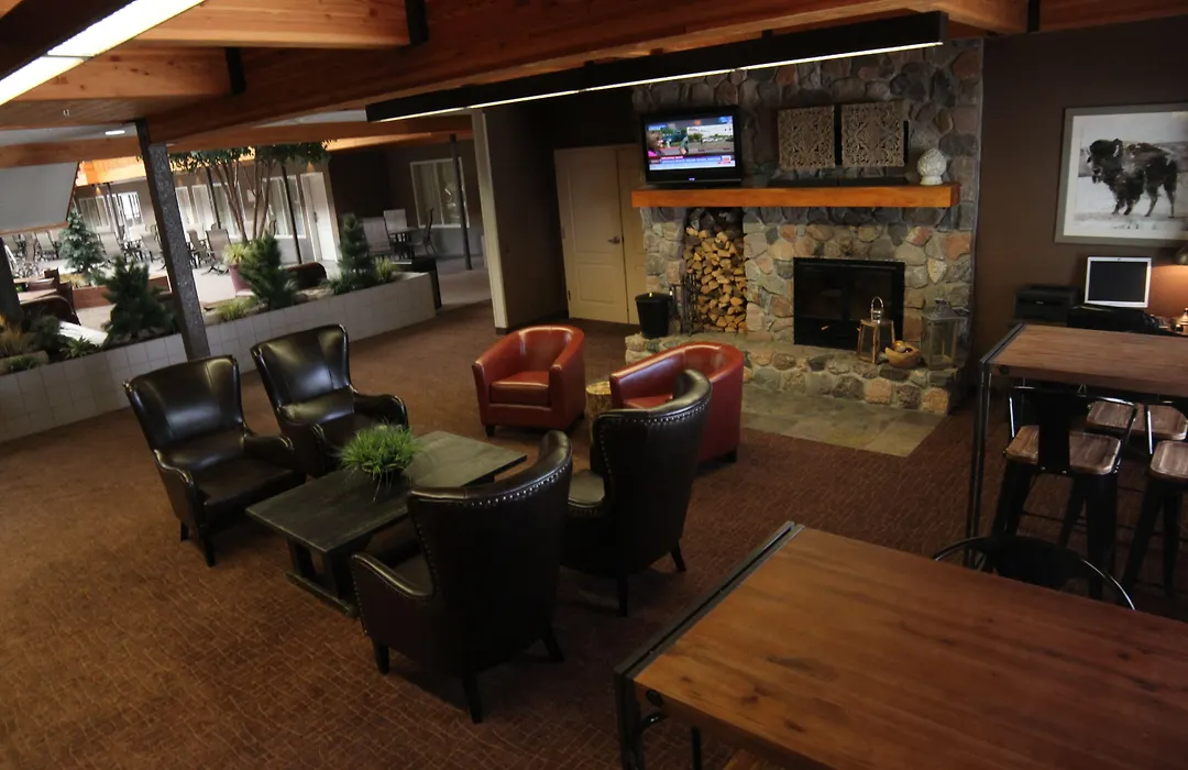 C'Mon Inn & Suites Fargo-1