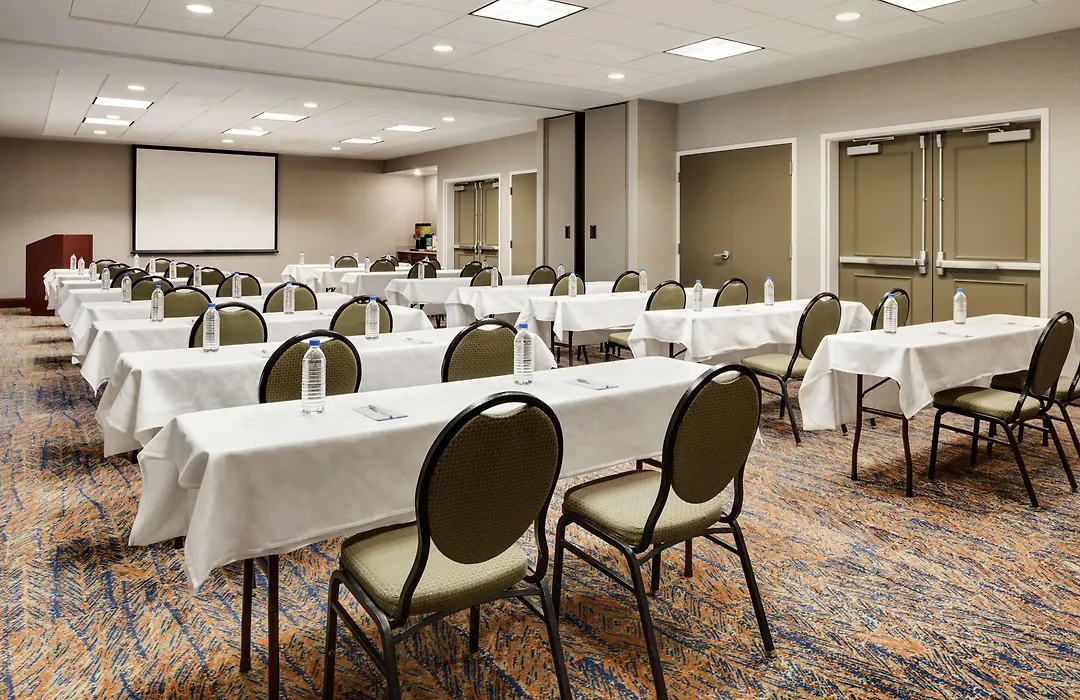 Hilton Garden Inn Dubuque Downtown-1