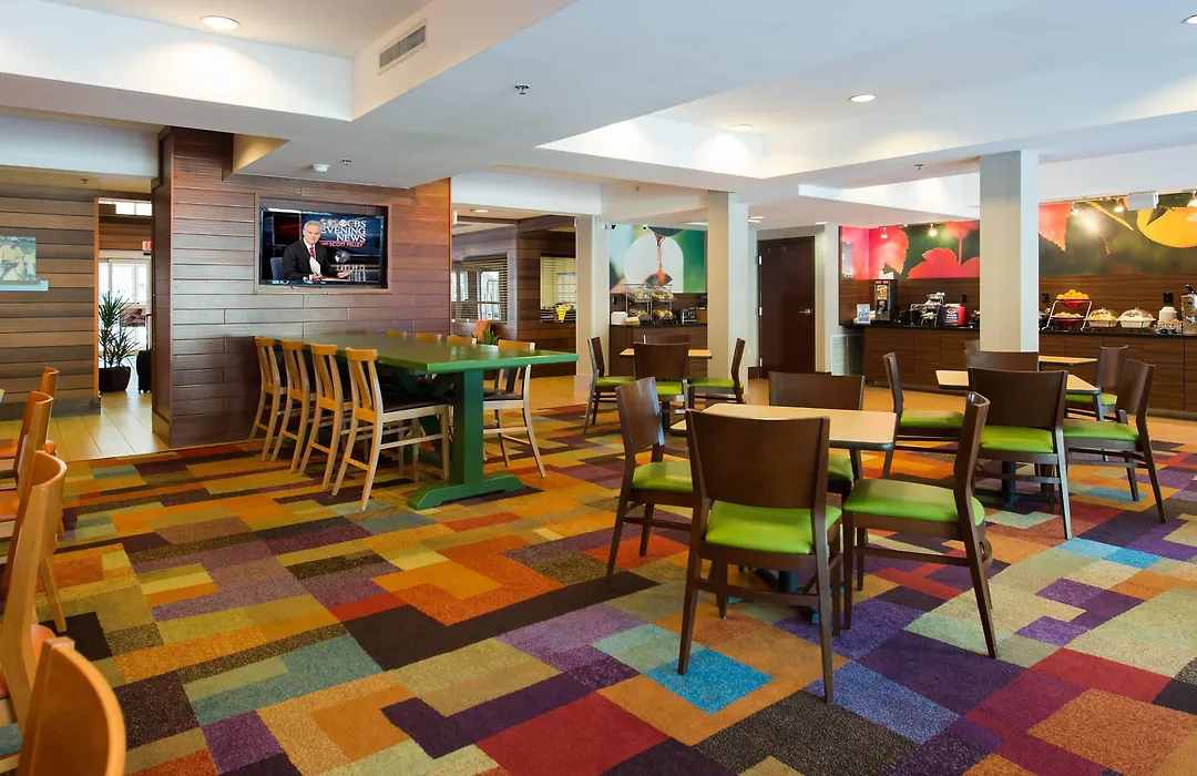 Fairfield Inn & Suites By Marriott Charleston North/Ashley Phosphate-1