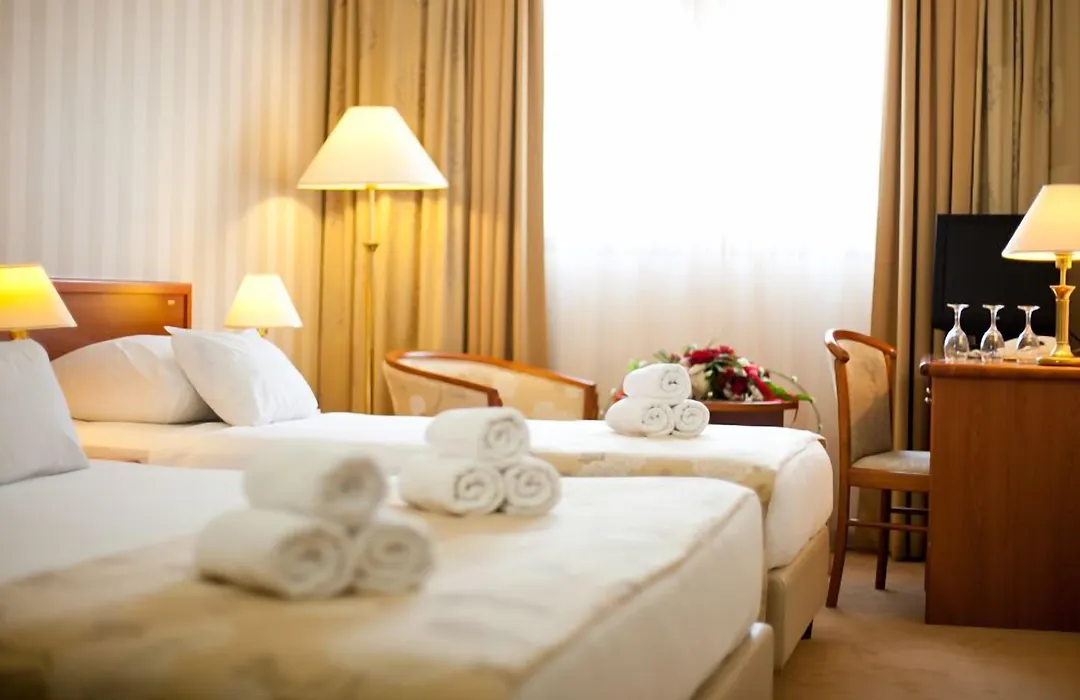 Hotel Globo-1