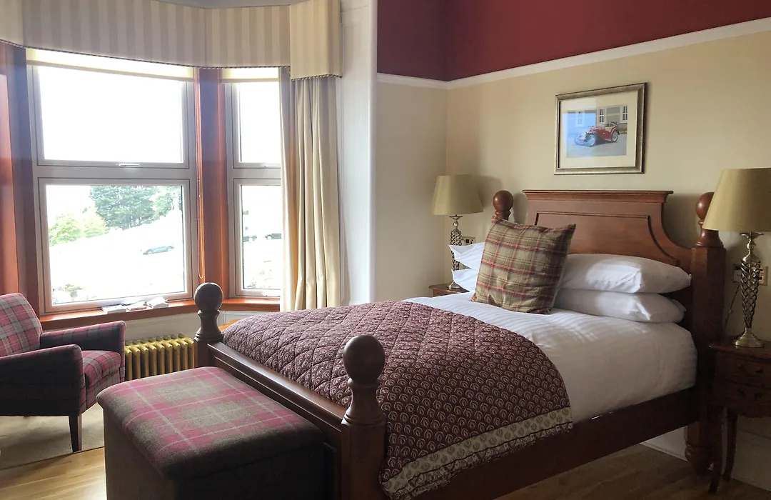 Redcliffe Hotel-1