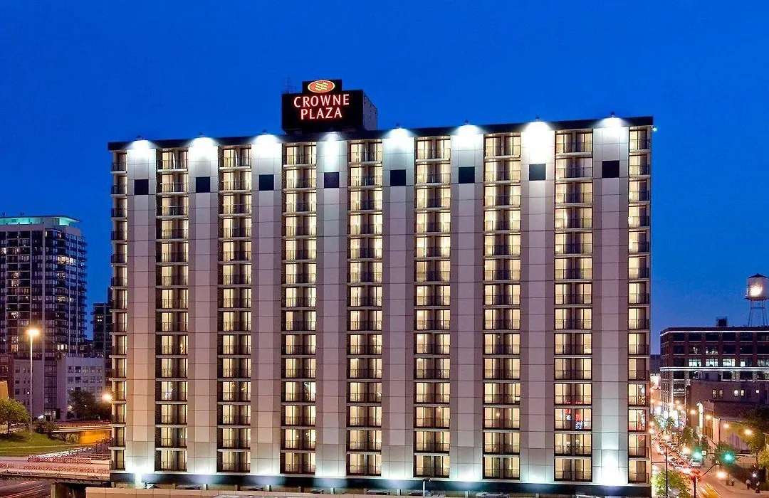 Crowne Plaza - Chicago West Loop By Ihg-1