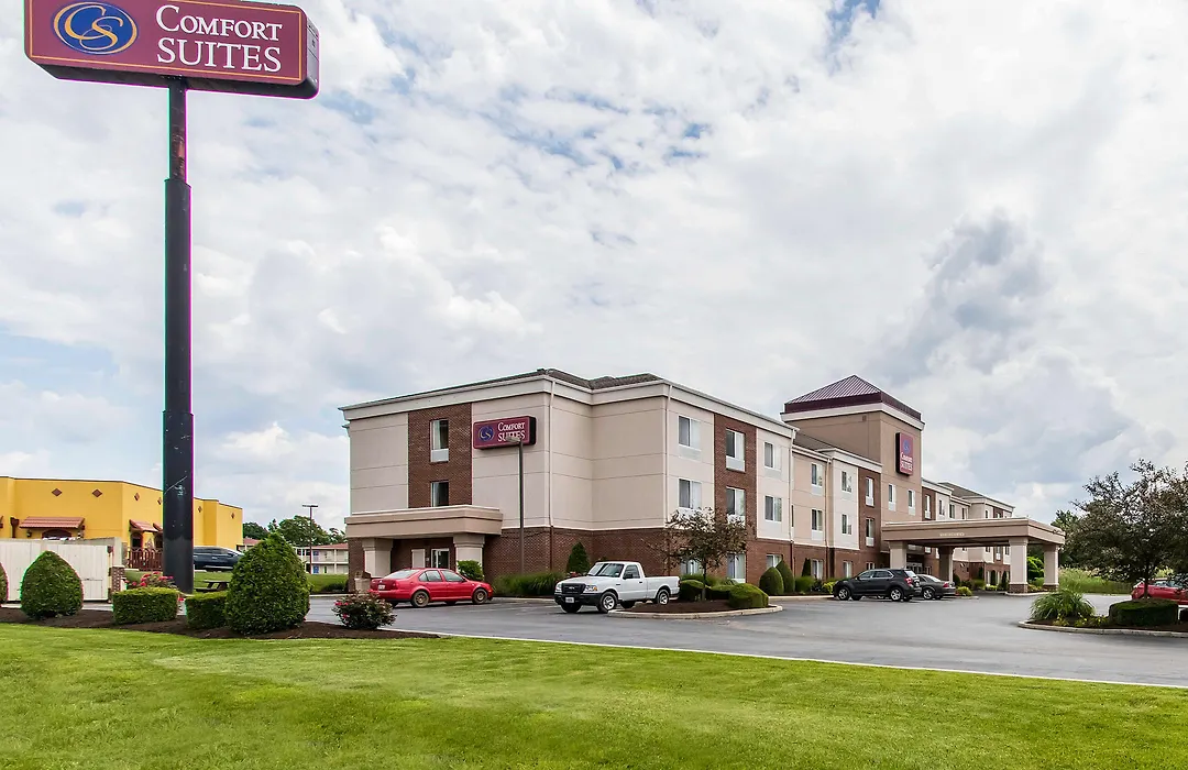 Comfort Suites-1