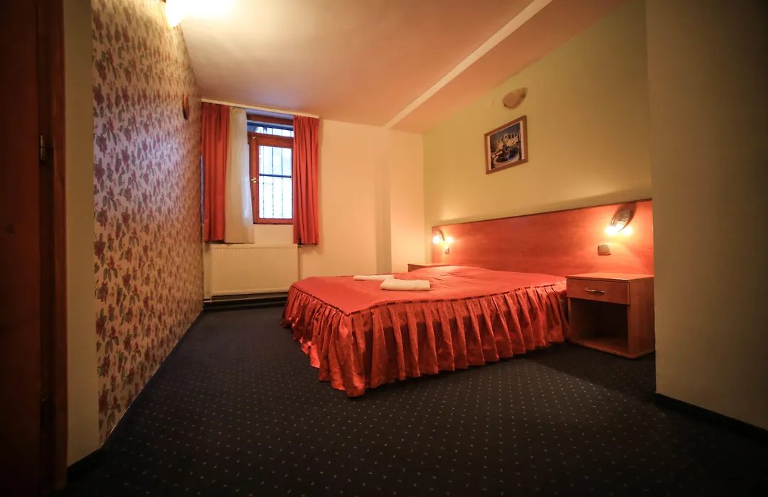 Easy Star Hotel-1