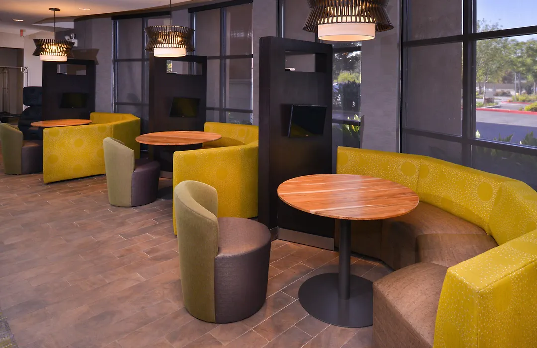 Courtyard By Marriott Thousand Oaks Ventura County-1