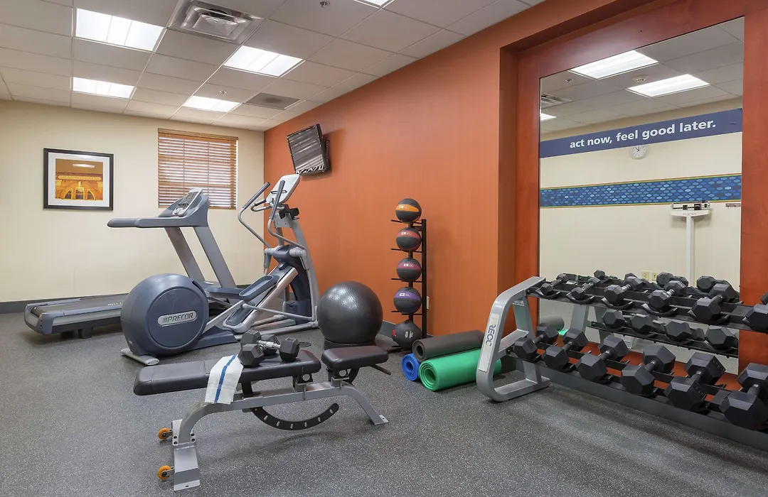 Hampton Inn & Suites Knoxville-Downtown-1