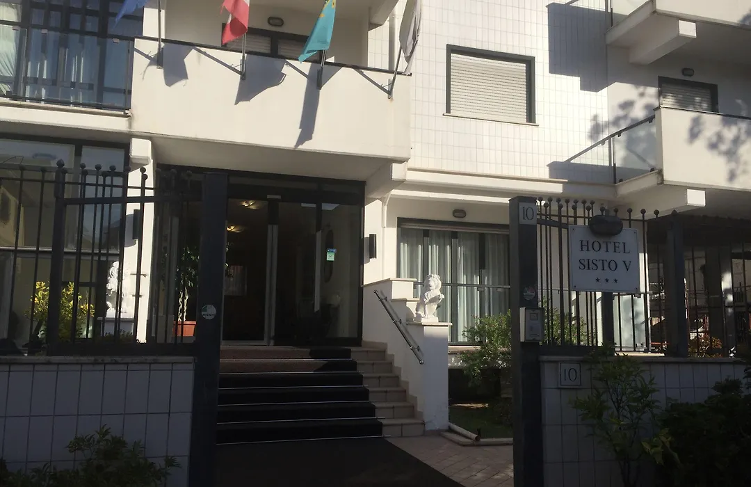 Hotel Sisto V-1