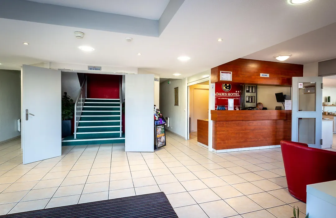 Adams Hotel-1
