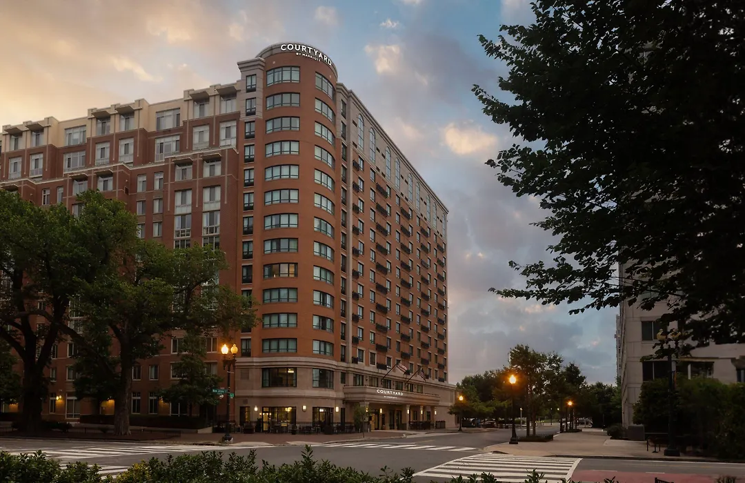 Courtyard By Marriott Washington Capitol Hill/Navy Yard-1
