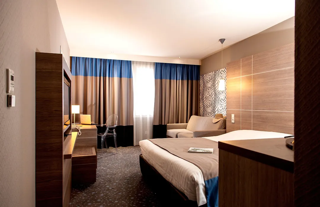 Logis LE RABELAIS Hôtel- Restaurant - SPA-1