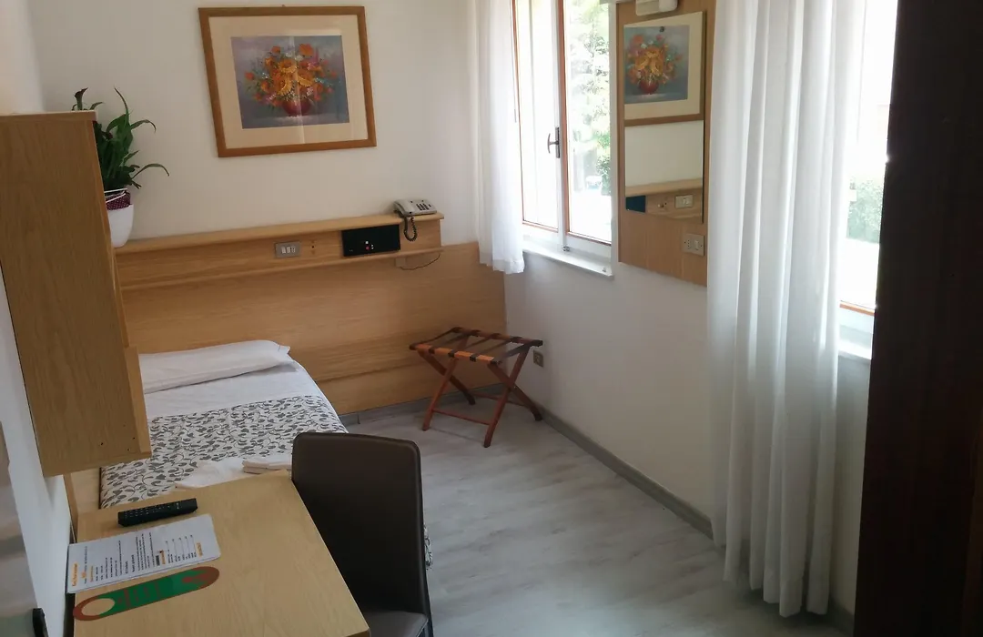 Hotel Gardesana-1