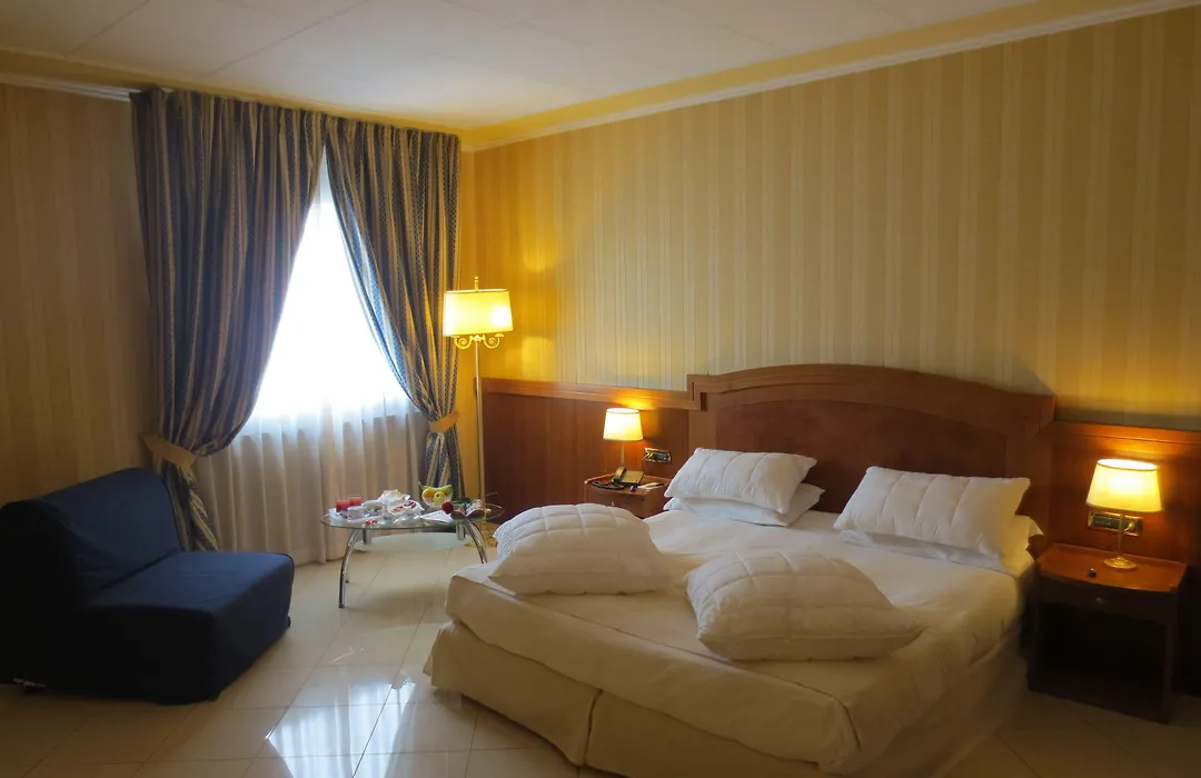 Hotel Joyfull-1