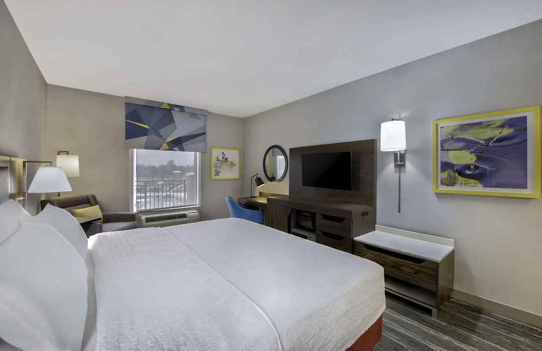 Hampton Inn & Suites Jackson-1