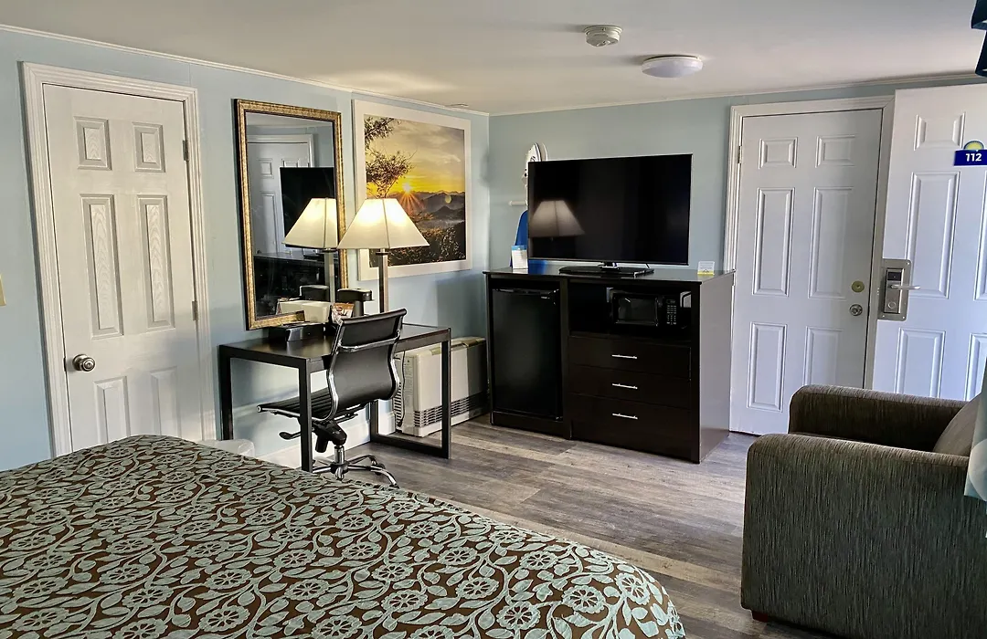 Days Inn By Wyndham Lincoln-1