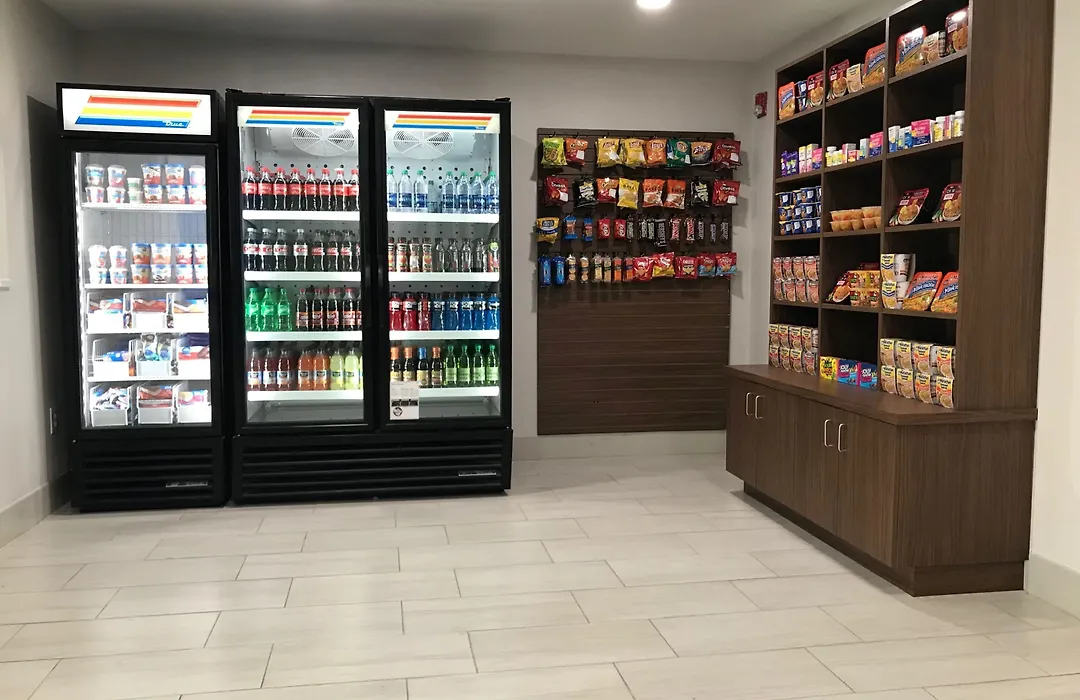 Holiday Inn Express & Suites Quincy I-10 By Ihg-1
