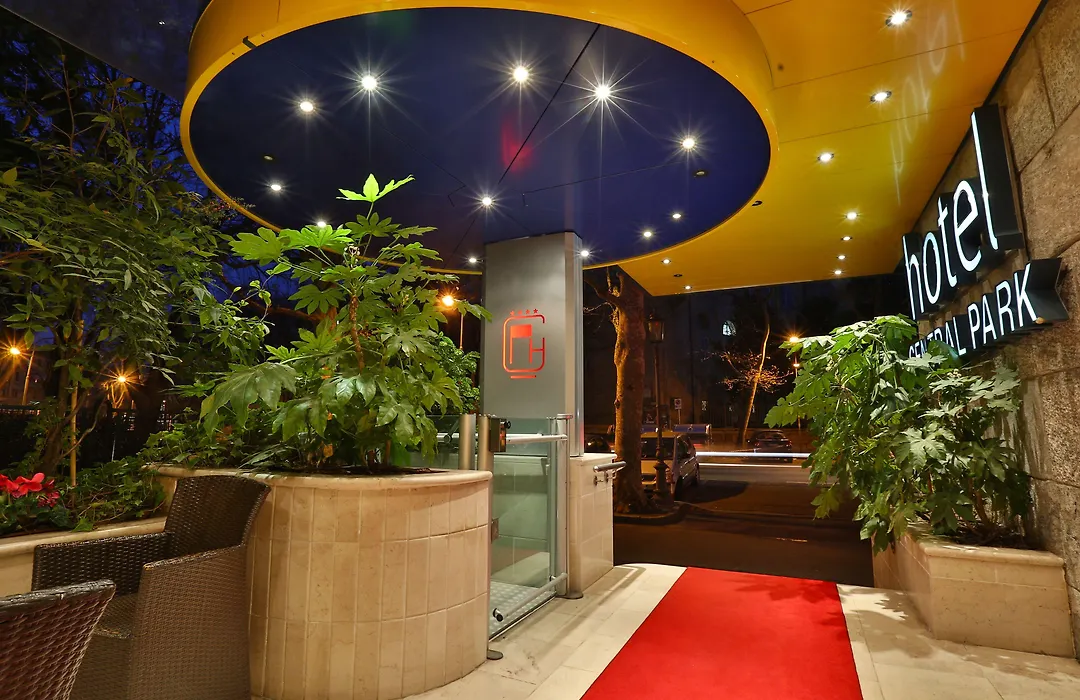 Central Park Hotel Modena-1