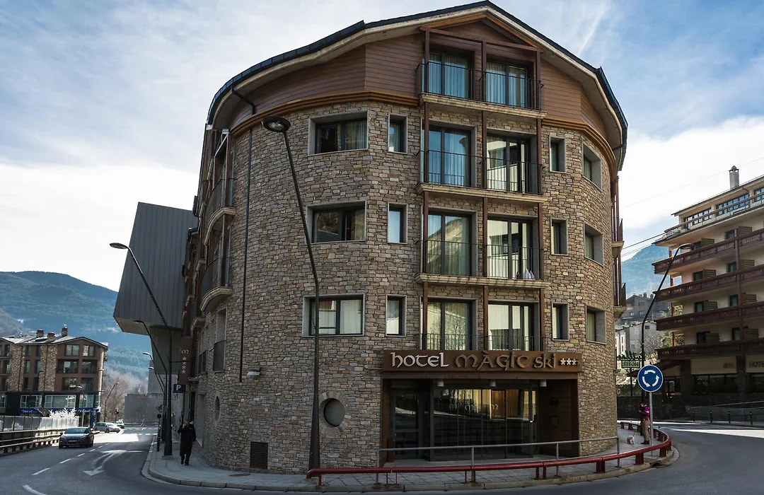 Hotel Màgic Ski-1