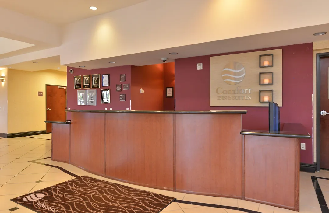 Comfort Inn & Suites Las Vegas - Nellis-1