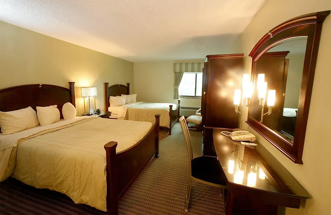 Marvin'S Garden Inn-1
