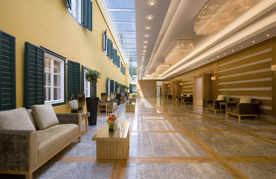 Falkensteiner Schlosshotel Velden – The Leading Hotels of the World-1